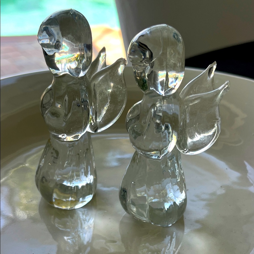 Vintage Two's Company clear glass hand blown 4" angel figurines set of two